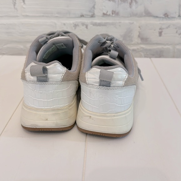 Vionic Rechelle Sneakers - Picture 3 of 8